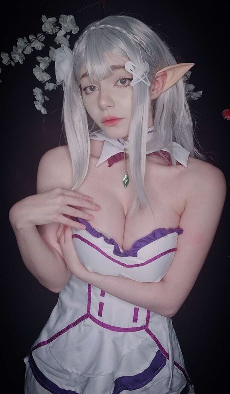 Linaneyeon pornstar perfect img