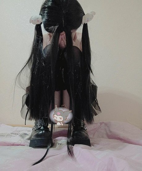 tsundurka pornographic model images