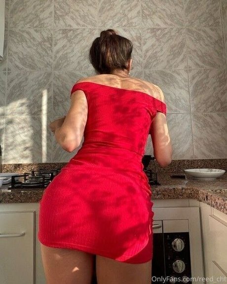 Reed Cht nude model pic