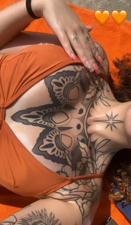 Edin Kary nudes actress pics