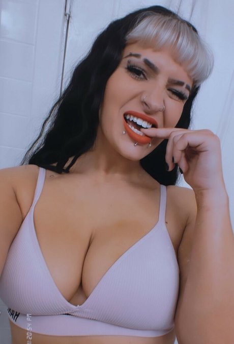 Steph De Lander high quality pornstar pictures