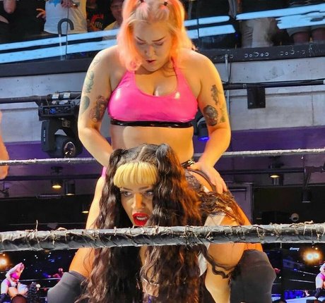 Steph De Lander high quality actress archive