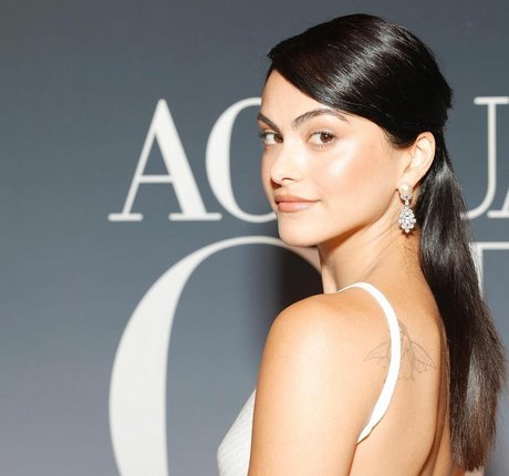 Camila Mendes sex pornstar gallery