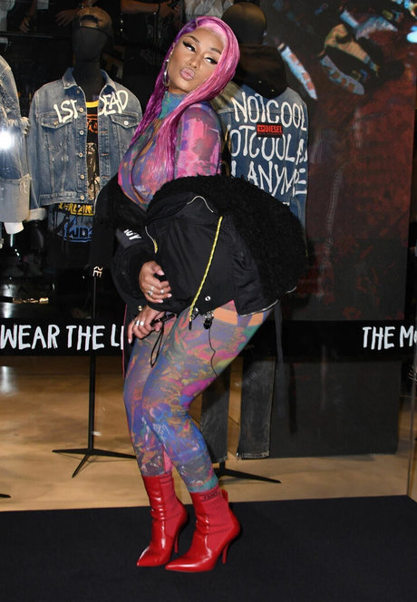 Nicki Minaj model porn image