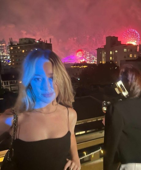 Alycia Debnam Carey porn model picture