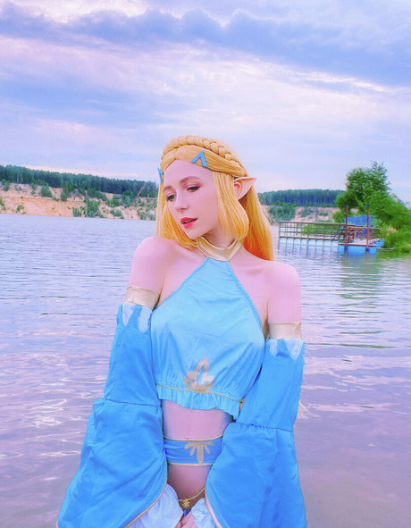 Mik Allen hd model pic