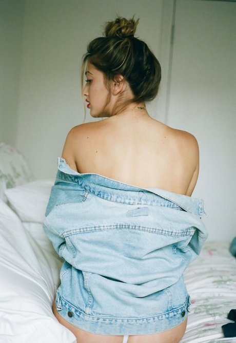 Lindsey Kevitch free pornstar pic