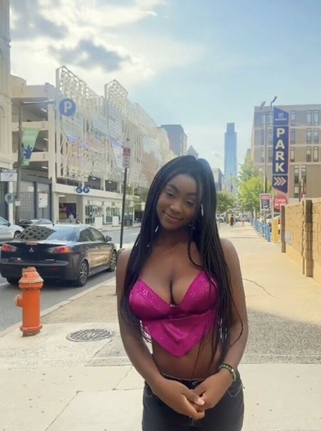 Majormommyissues model exclusive picture