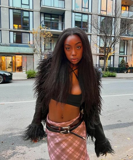 Majormommyissues xxx actress pics