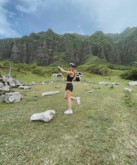 Natalie Alyn Lind model pornographic images