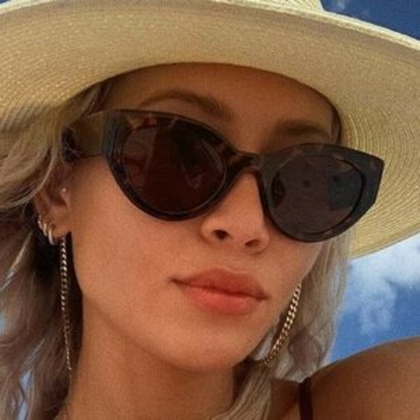 Lexy Nair model art images