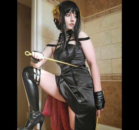 Real Owl pornstar beautiful image