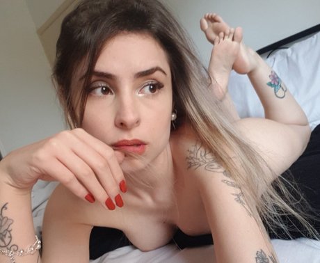 Angel DG nude star archive