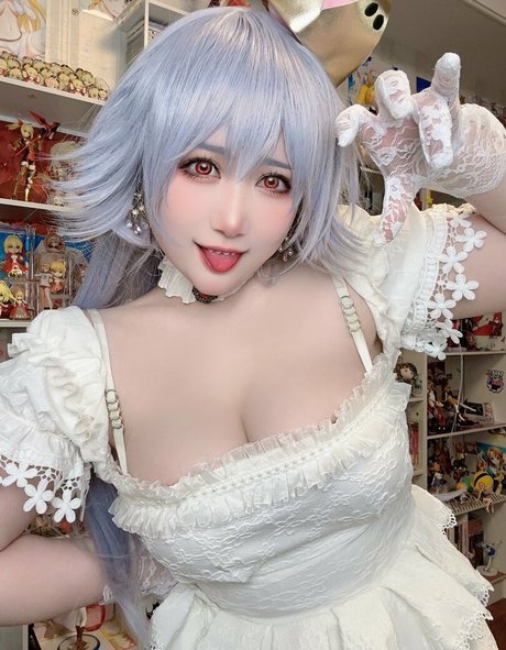 SuperBitchBecky top model image