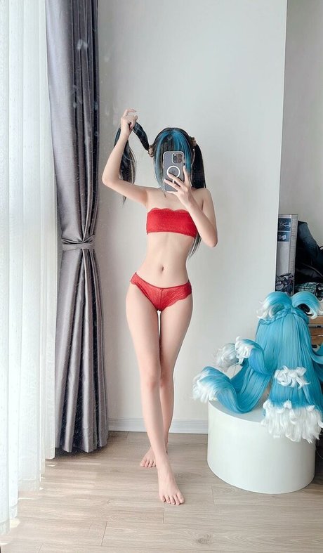 kuuko model hot photos