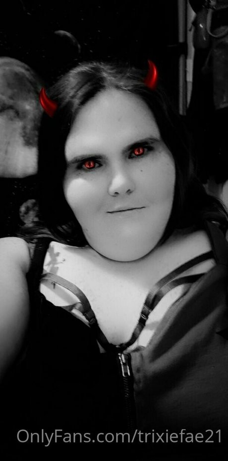 trixiefae21 xxx pornstar pics