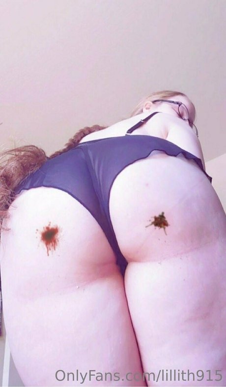 lillith915 erotic star image