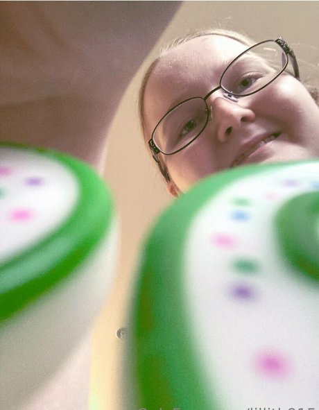 lillith915 nice actress picture