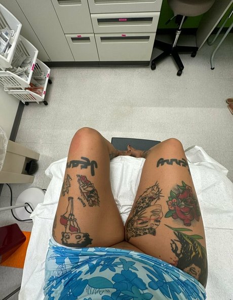 tsunamimami pretty pornstar pics