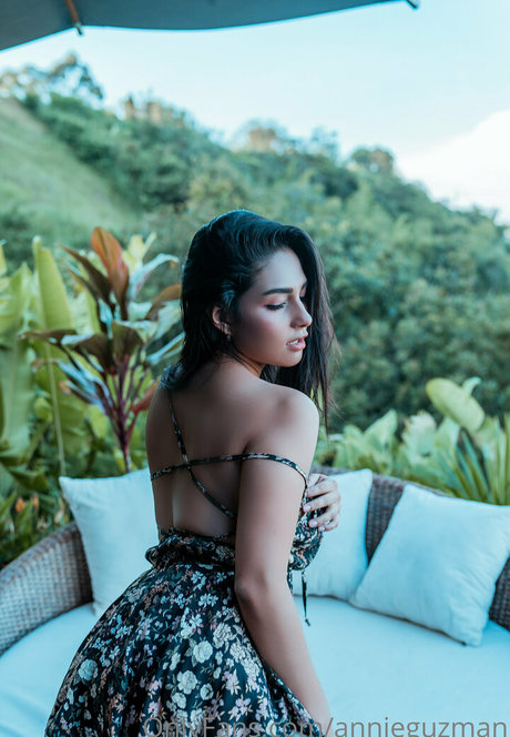 annieguzman pornographic star image