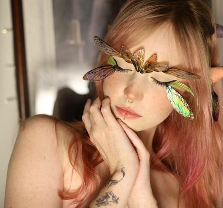 Flavia Sayuri model adult img