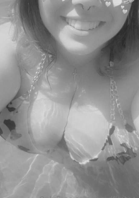 foxedfiretoo nude star img