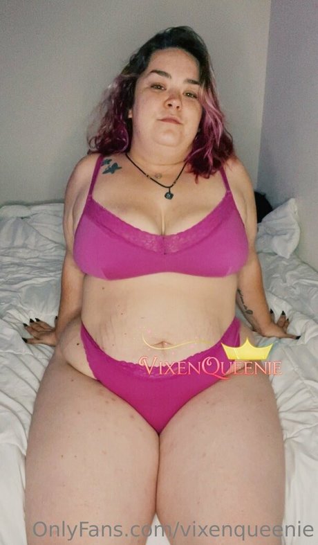 vixenqueenie model porn images