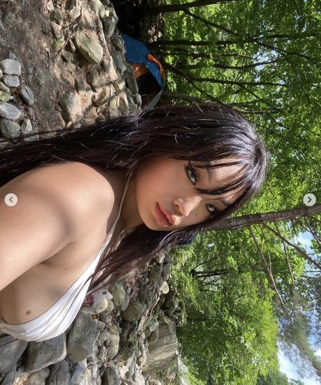 Sc Pion_ naked actress photo