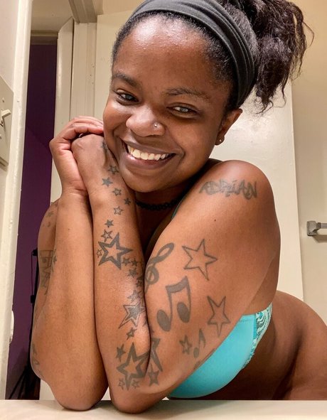 yummybrownfox pornstar xxx pic