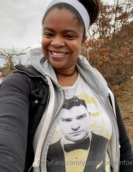 yummybrownfox art model images