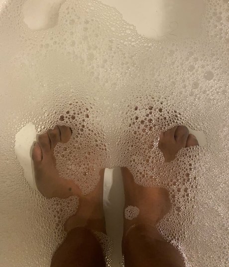 yummybrownfox star art galleries