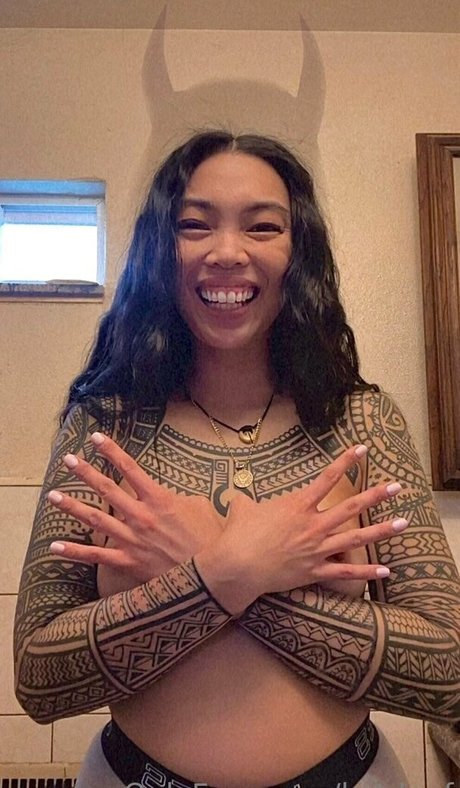 katdgaf nudes model photo