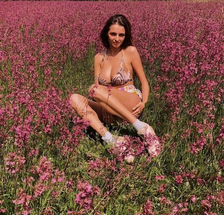 Rita Flores exclusive model pictures