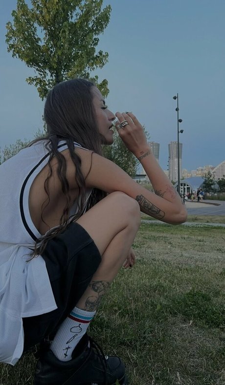 pussy feet onlyfans naked image