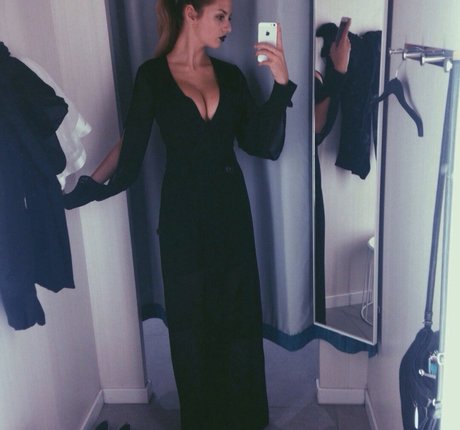 Rita Flores model pornographic pic