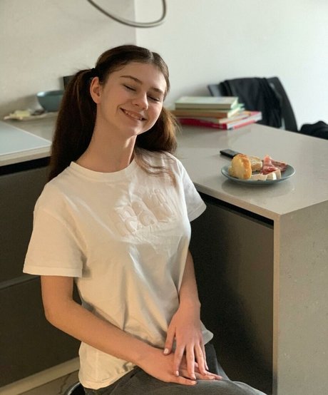 hdsonki exclusive actress archive