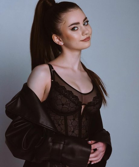 hdsonki model hd images