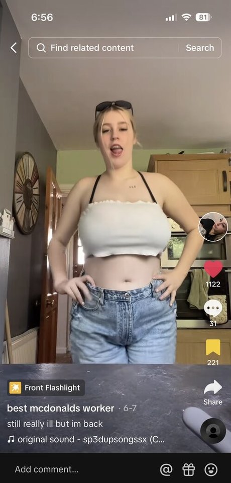 reeseybum star sexy photos