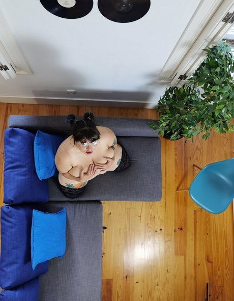 isaluvbbwfree sex model img