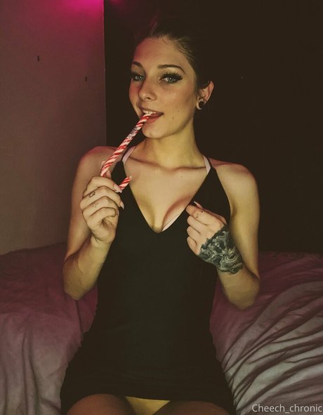 free cheech chronic model pornographic picture