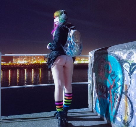 Xhajinx sexy actress picture