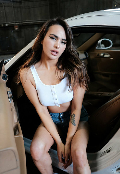 avianaviolet star nudes pic