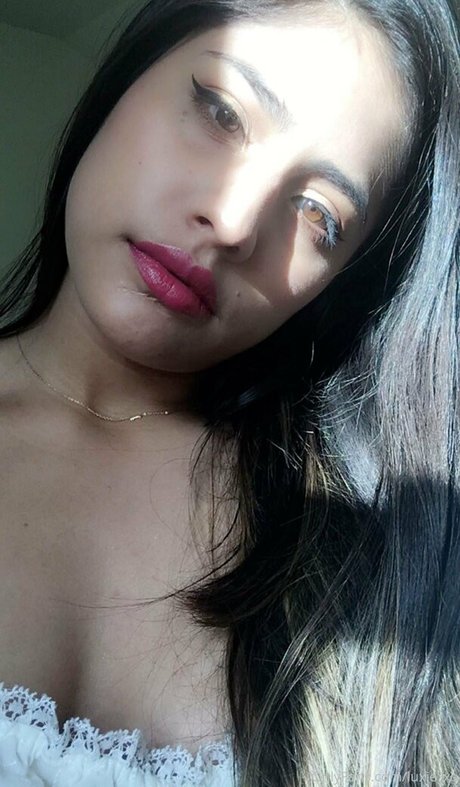 luxie xo erotic actress photos