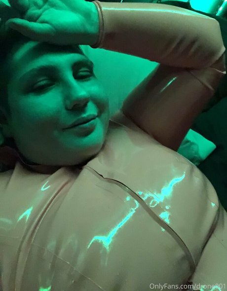 drone001 star pornographic photos