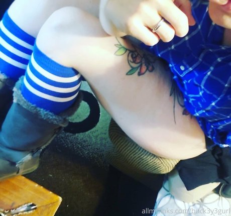 buck3y3gurl pornstar pretty pic