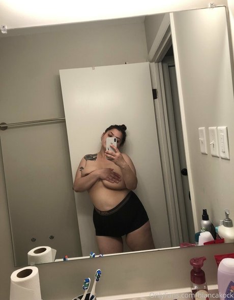 biancakockofficial star top gallery