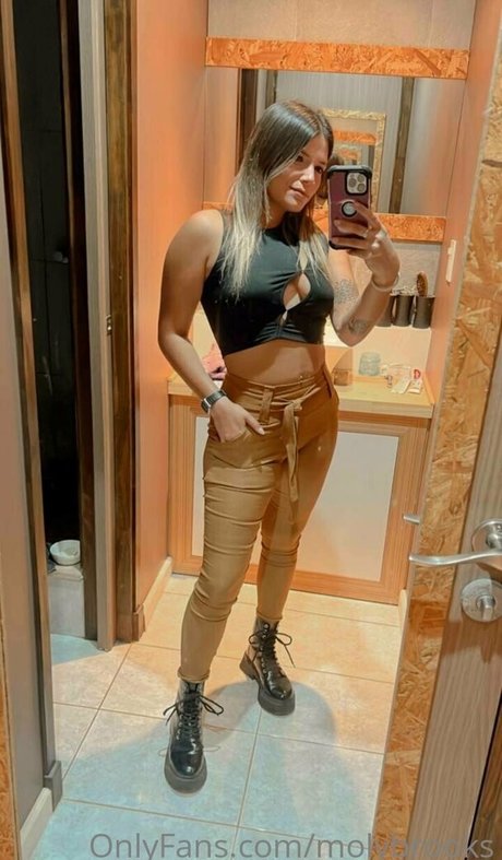 molybrooks model hot archive