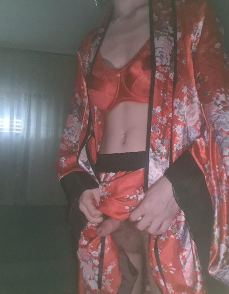 antropia hot star pictures