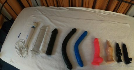 dollydyson naked actress photo