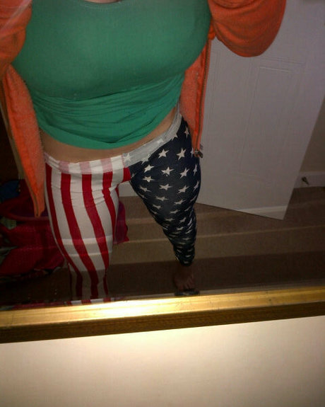 Katy Yardley star perfect photo